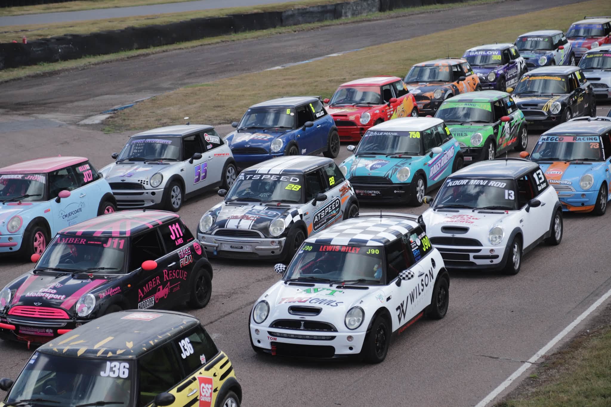 Thunder 650 racing at Lydden Hill